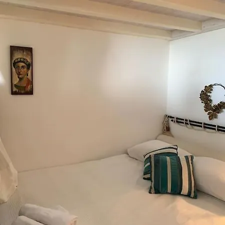 펜션 Vera's Traditional House - Chora Serifos Town