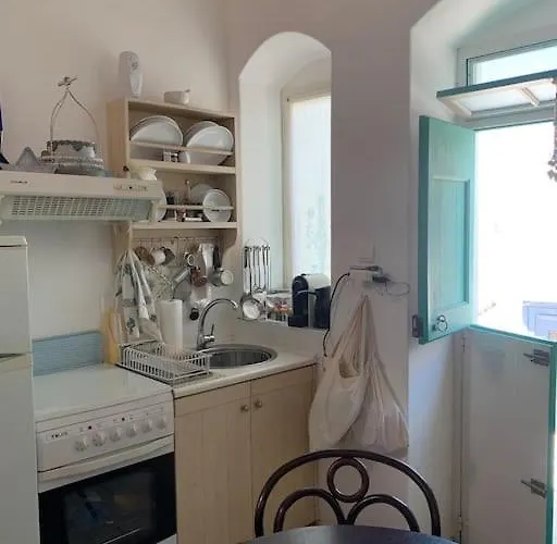 Vera's Traditional House - Chora *