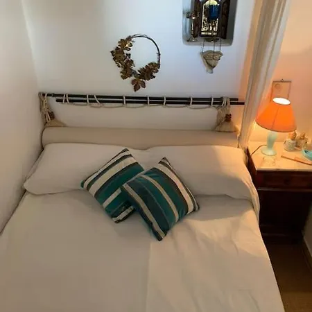 Vera's Traditional House - Chora Holiday home *