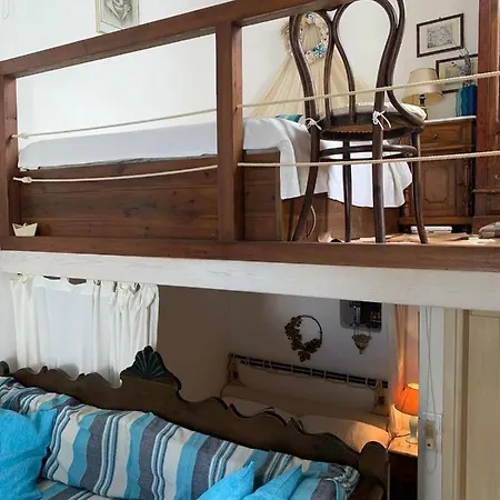 Vera's Traditional House - Chora Holiday home *