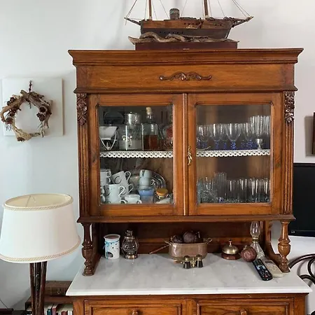 Vera's Traditional House - Chora